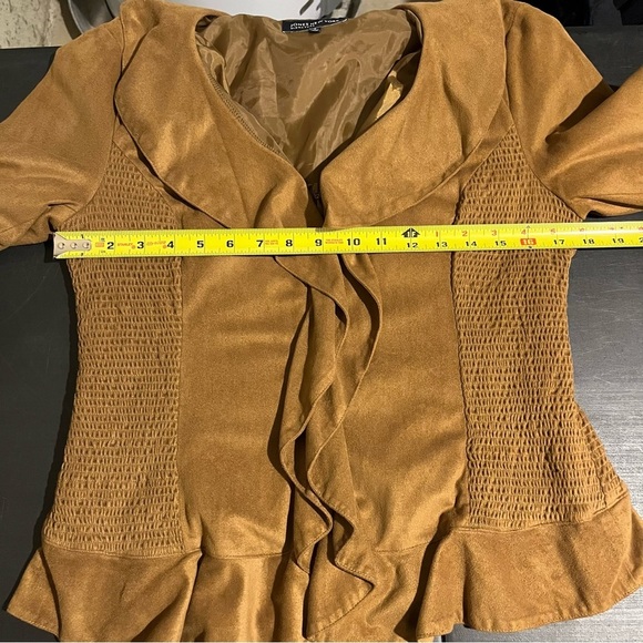 Jones New York Signature Womens Size 8 Faux Suede Zip Up Jacket Brown Ruffle - Picture 9 of 11